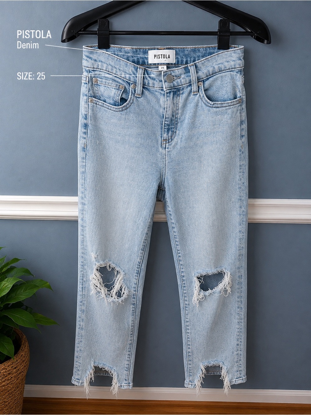 Pistola Distressed Light Wash Jeans Size 25 Ripped Knee Raw Hem 👖